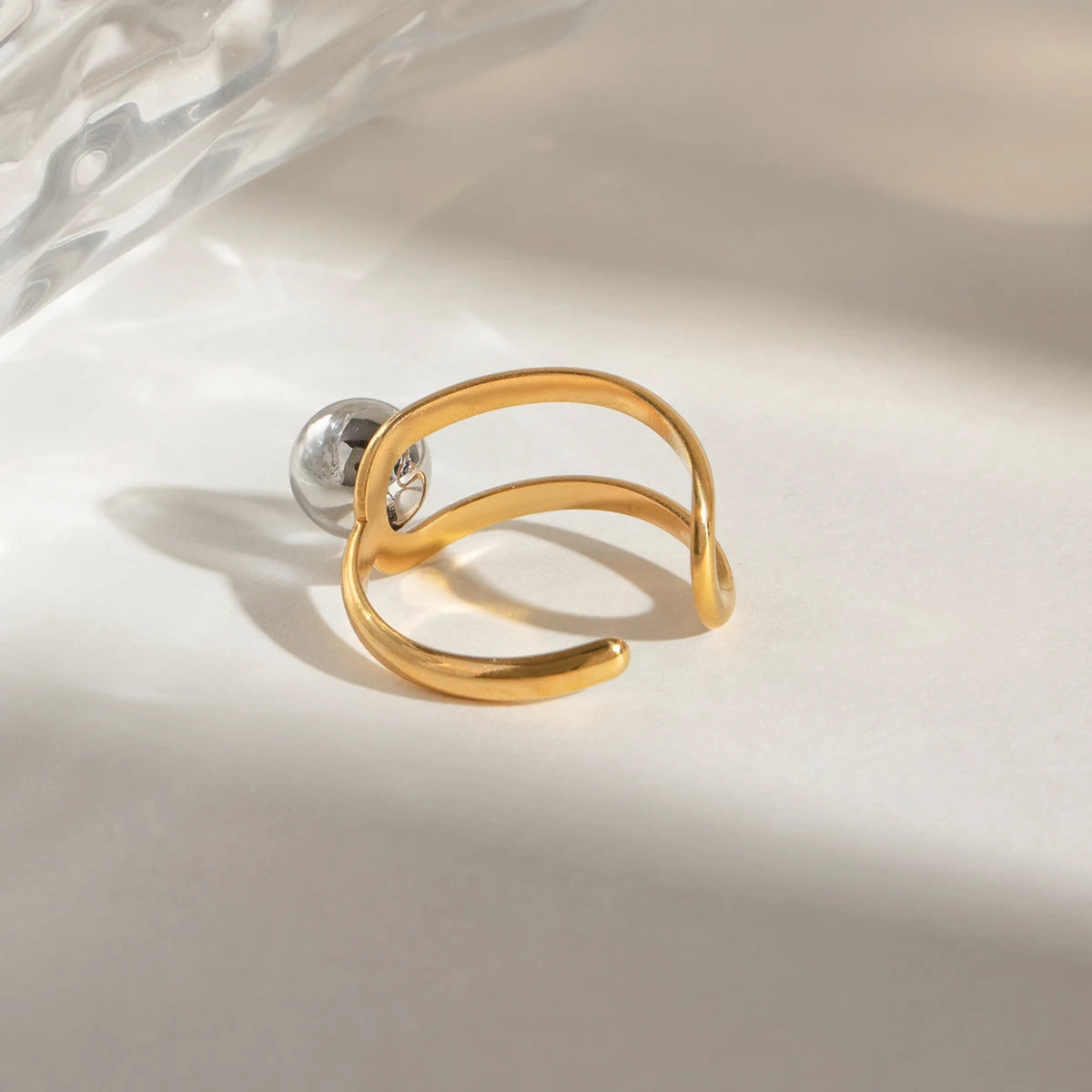 Minimalist 18K Gold Plated Charm Color Matching Line Hollow Steel Ball Opening Ring Women Anti Allergic Jewelry Gala Gift