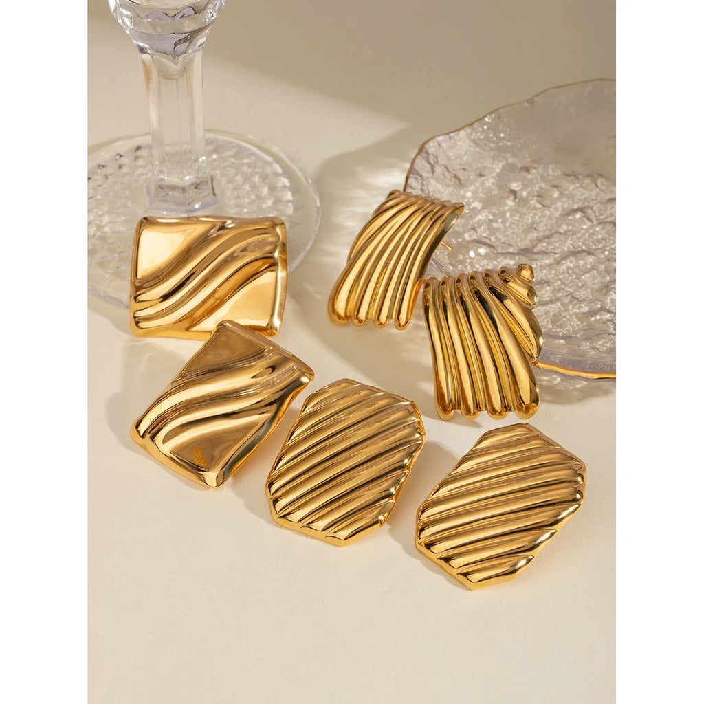 Vintage 18k Gold Plated Irregular Wave Wrinkle Metal Texture Stud Earrings Steel Women Prevent Allergenic Trendy Jewelry
