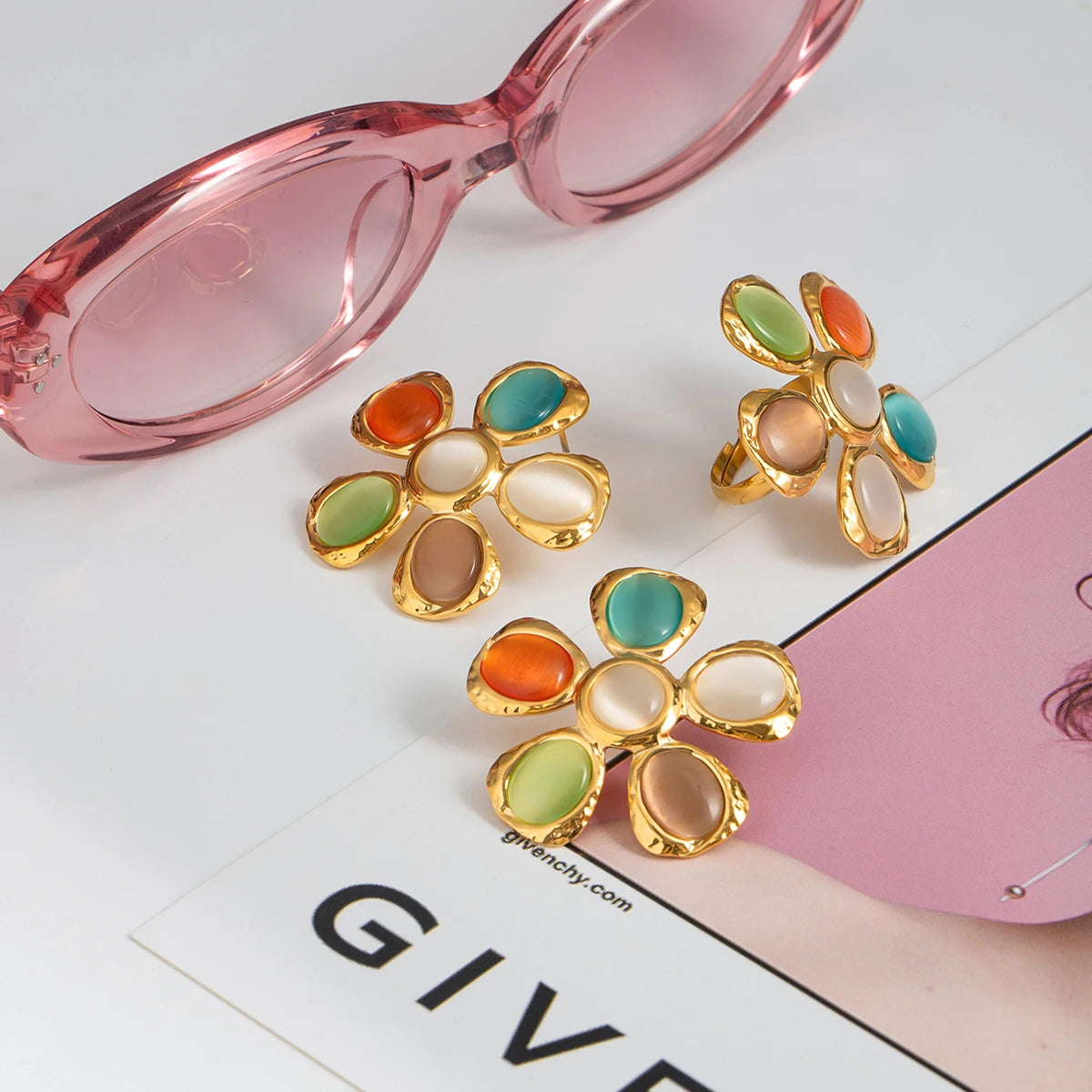 Minimalistisk 18k forgyldt rustfrit stål Farverige Cat Eye Stone Hammer Blomsterøreringe Ring Kvinder Anti Allergic Charm smykker