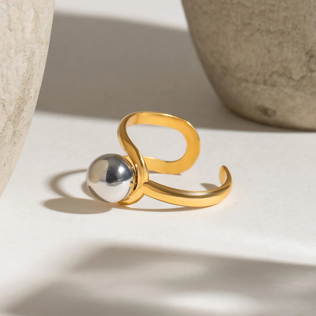 Bague d'ouverture minimaliste pour femmes avec boule en acier creuse, ligne assortie de couleur, charme plaqué or 18 carats, bijou anti-allergique, cadeau de gala