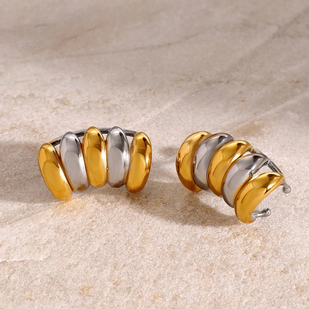 18K PVD-belagt rustfrit stål, farvematchende flerlags øreclips Metalisk dame charme Stilfuldt fest sommererklæring smykker