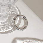 Anello Singolo con Strass Nero Uomo Donna Anello Insolito Resistente all'Acqua Placcato 18K PVD Anelli Semplici per Dita