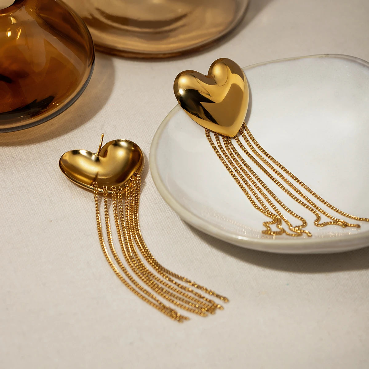 Brincos Pingente de Coração de Amor com Franjas Geométricas Minimalistas em Aço Inoxidável 18K, à Prova de Ferrugem, Joias Femininas com Charme de Temperamento Livre