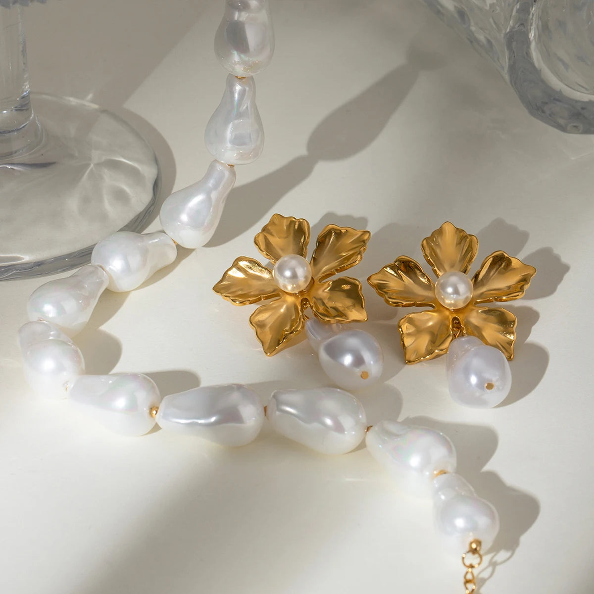 Minimalistische Edelstahl 18K Vintage Wassertropfenförmige schillernde Perlen Halskette Ohrringe rostfreie attraktive schicke Schmuck