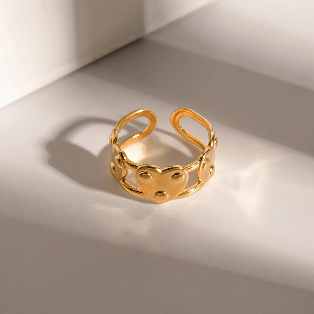 18K forgyldt anløbssikker rustfrit stål med forhøjet spids Rund nitte Kærlighedshjerte åben designring til kvinder Finger smykker