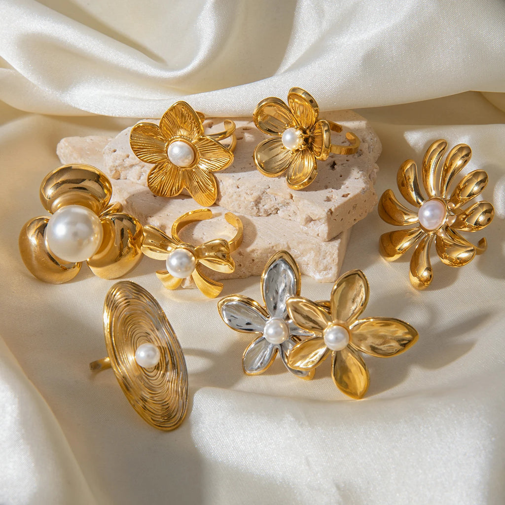 Vintage 18K Gold Plated Stainless Steel Pearl Geometric Flower Shaped Open End Ring Women Anti Allergic Charm Daily Jewelry