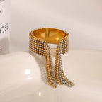 18K vergoldeter Charm geschichteter runder Perlenquasten offener Ring Damen Edelstahl antiallergischer Schmuck Vanity Fair Party Geschenk