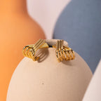 18K PVD-belagt rustfrit stål Simple Line X-formede øreringe Vandtætte metal modesmykker Attraktive kvinder tilbehør