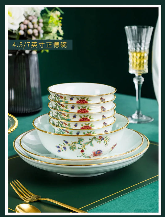 Ensemble de vaisselle de 68 pièces Ensemble de bols et plats Ensemble de 68 pièces Processus de dorure Floral Papillon Double Oreille Pot Assiette Cuillère Tasse à ragoût Ensemble combiné