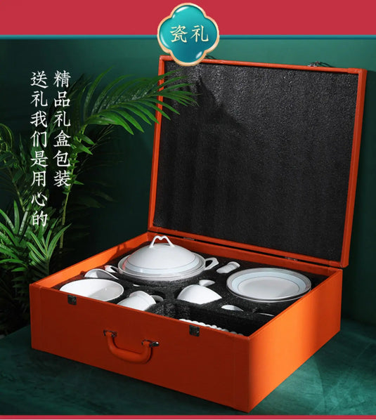 Coffret cadeau de vaisselle en céramique peinte à la main de luxe bleu glacier Jingdezhen Ensemble de bols et de baguettes en porcelaine de Chine chic