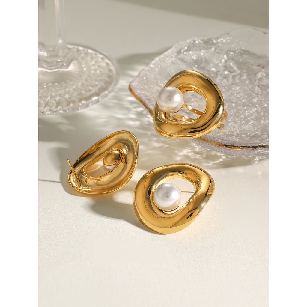 18K vergoldeter Edelstahl Metall gewebt modische Imitationsperle hohl glatt Ohrring Ring täglicher Charme für Frauen Schmuck