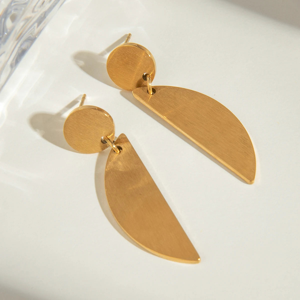 18K forgyldt anti-allergisk rustfrit stål Halvmåne øreringe med børstet effekt Charm dagligt udsøgte smykker Bijoux Femme