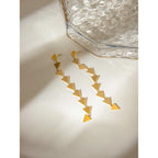 18K vergoldete Edelstahl-Ohrringe mit glattem Dreieck-Anhänger, poliertes Metall, Statement-Textur, modische Charms, Schmuck