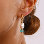 Elegante 18k vergoldete Edelstahl-Ohrringe mit Imitationsperlen und grünem Naturstein, Damen, allergiepräventiver Schmuck