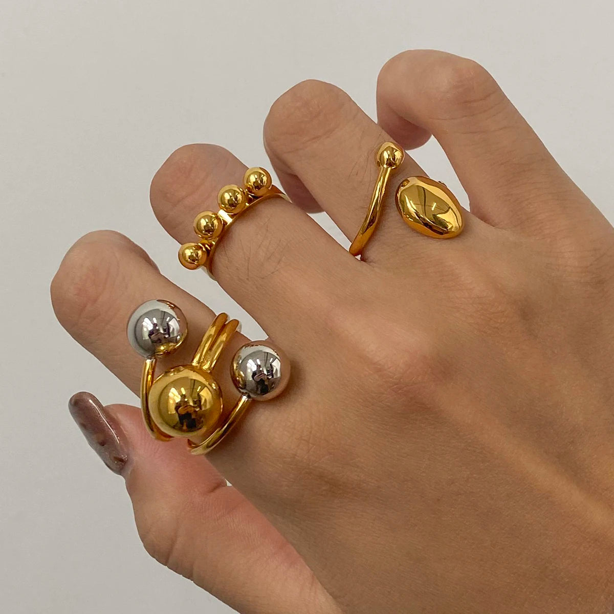 Minimalistische 18k vergoldete glatte Stahlkugel-Serie Ringohrringe aus Edelstahl für Damen, rostfrei, exquisite Schmuck Bijoux