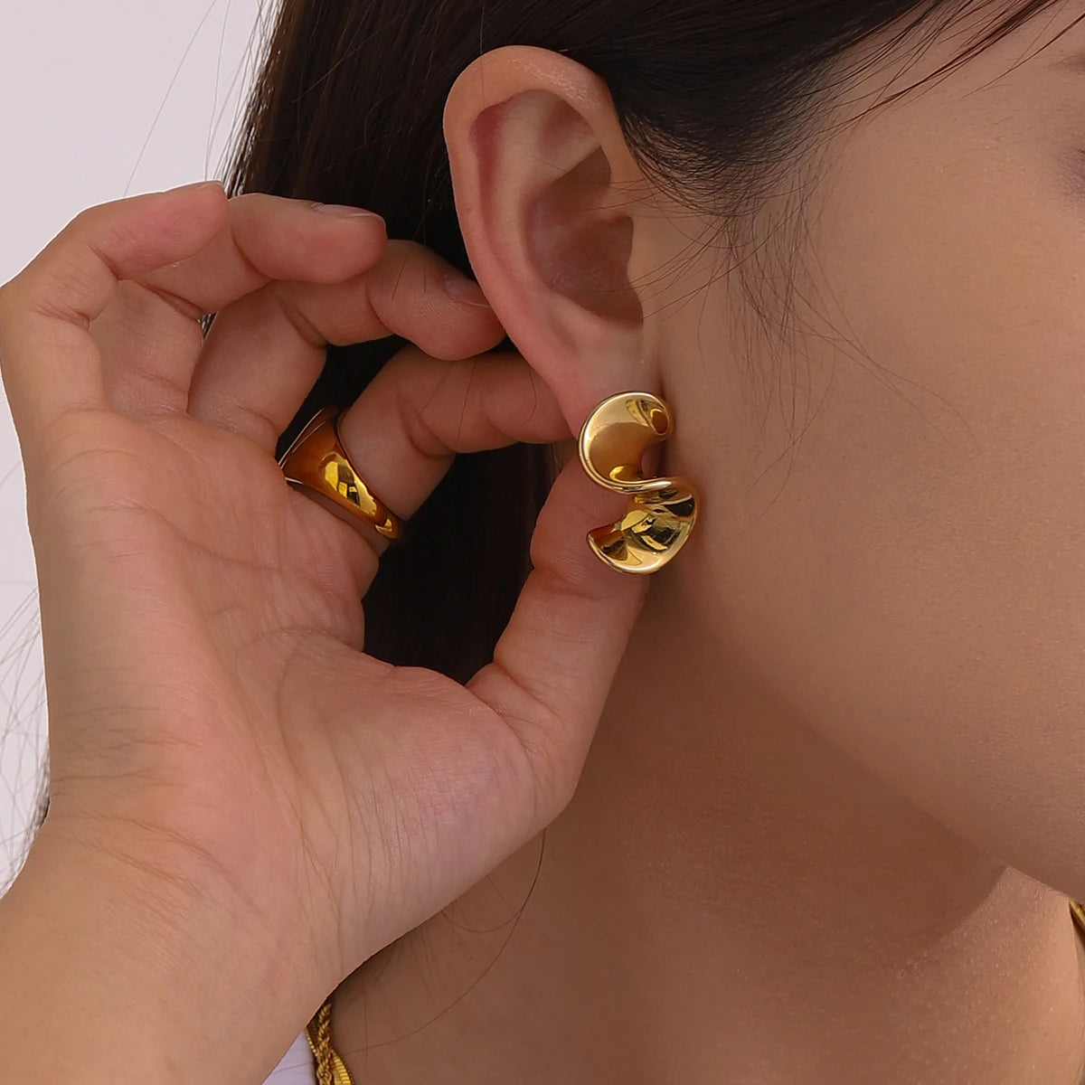 Minimalist 16K Gold Plated Statement Stainless Steel Artistic Spiral Design Earrings Creative Exclusive Personalized Jewelry