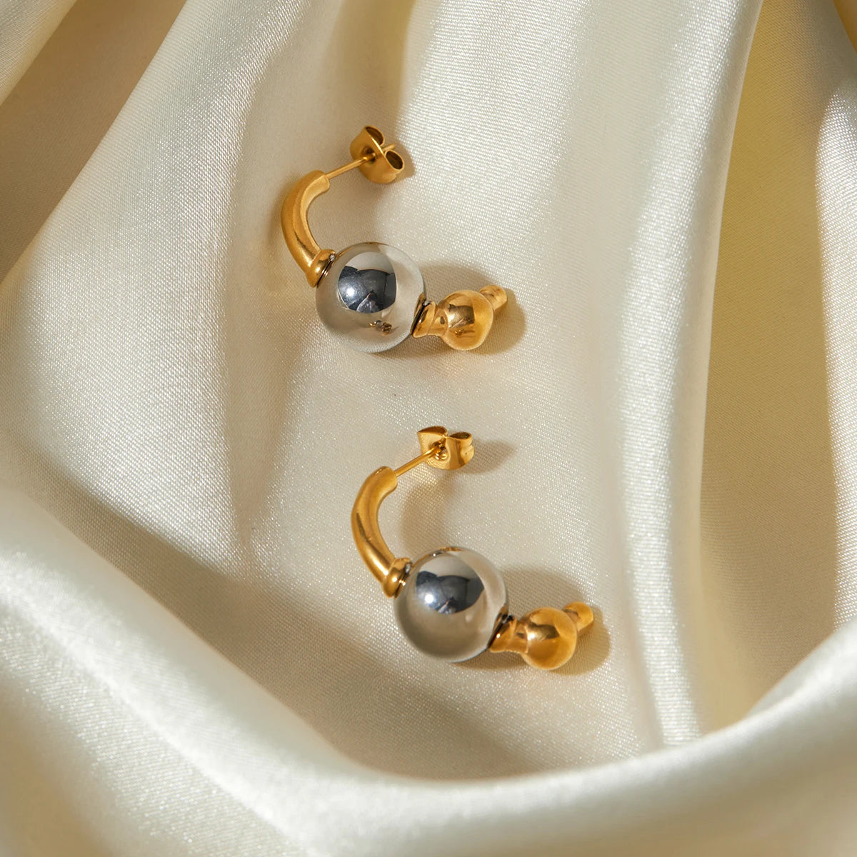 18k forgyldt stilfuldt unikt guld- og sølvfarve Simple temperament øreringe rustfrit stål, kvinder, anti-særprægede smykker