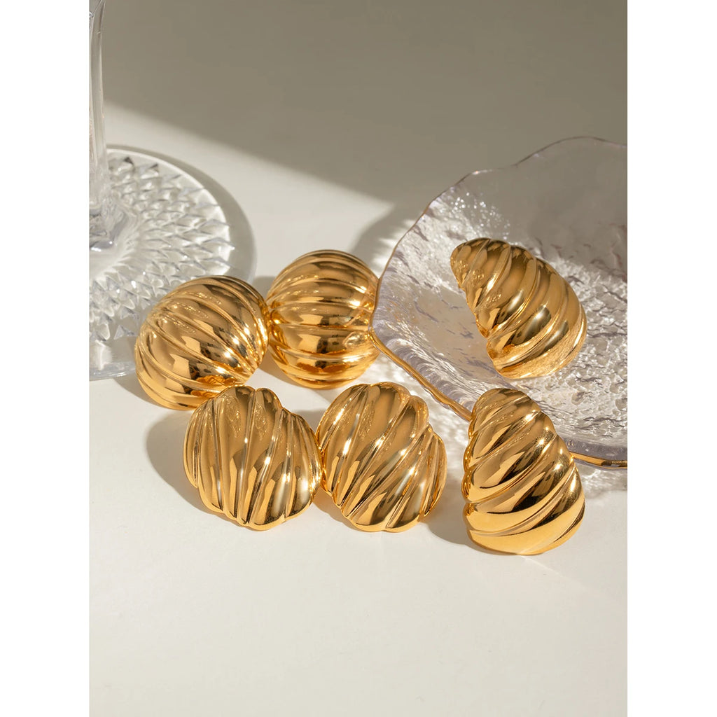 18K forgyldt rustfrit stål ovale geometriske glatte ribbede buttede øreringe Dame charms Metaltekstur Vandtætte smykker