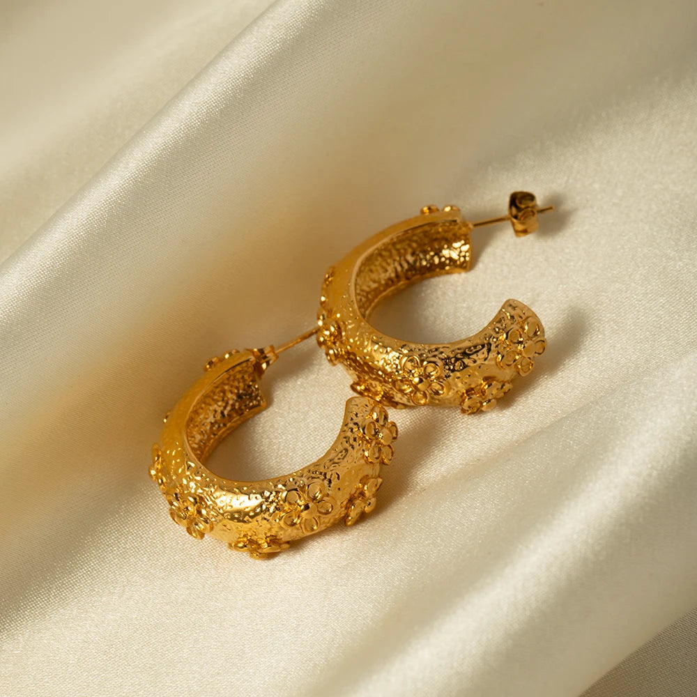 18k forgyldt rustfrit stål minimalistisk modehammer kornblomst C-formede øreringe forhindrer allergi Trendy charmsmykker