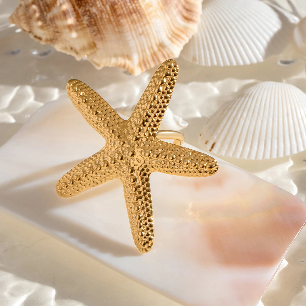 Sea Beach 18K vergoldeter Edelstahl Mode Hammer Korn Seestern Offener Ring Damen Romantische Anhänger Metall Täglicher Schmuck
