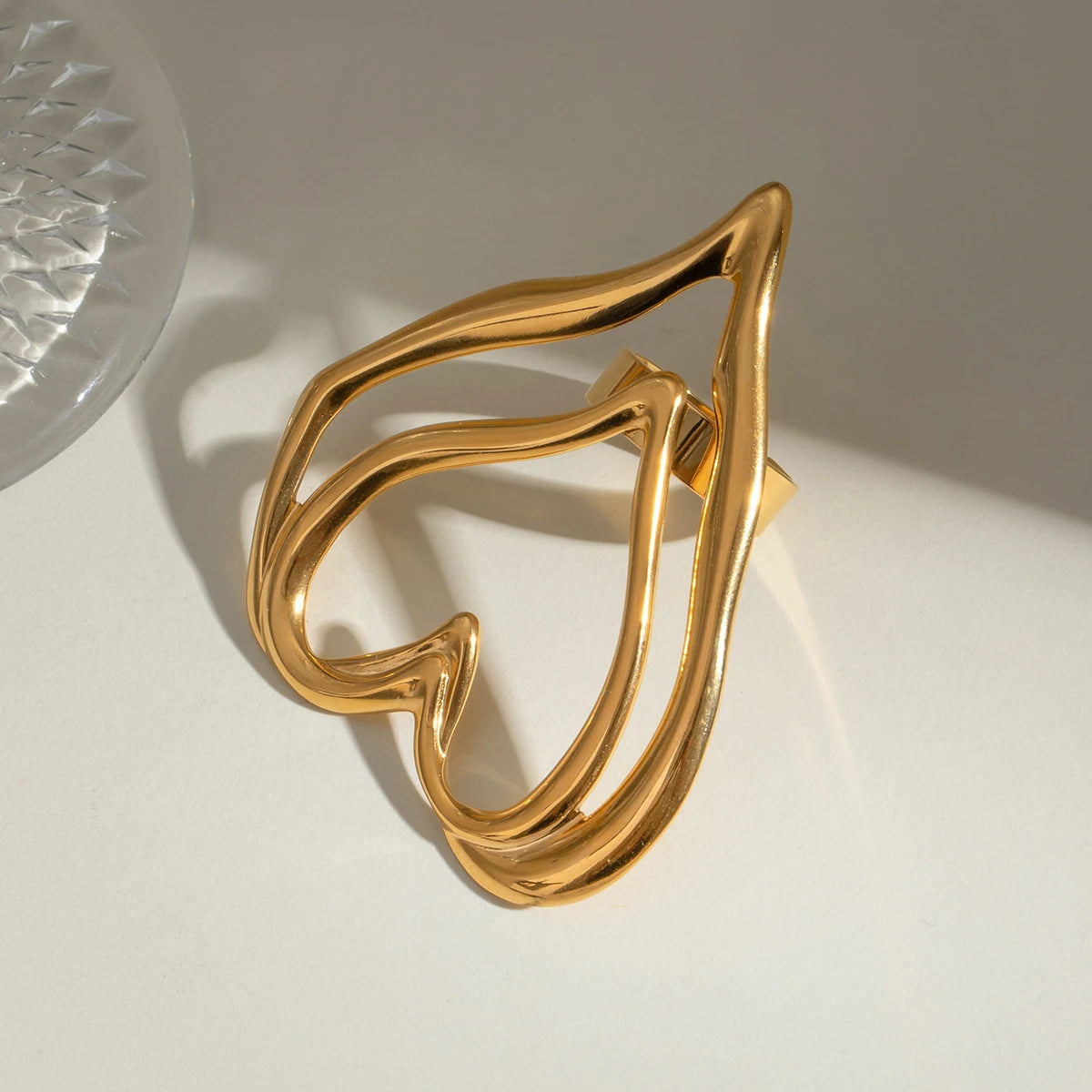 Geometrisch doppellagiger hohler Liebesherz-Öffnungsring aus Edelstahl, 18K PVD-beschichtet, allergiepräventiver Schmuck