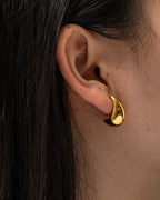 18k forgyldt minimalistisk lys Hyggelig lille bønne hule geometriske øreringe rustfrit stål kvinder rustbeskyttet erklæring smykker