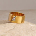 Color Matching 18k Gold Plated Stainless Steel Gold Silver Tearing Notch Ring Women Personalized Rust Proof Stylish Jewelry