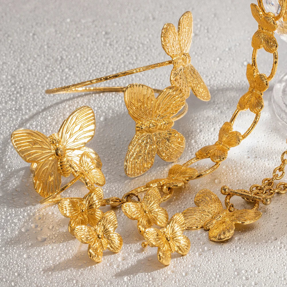 Serie Farfalla in Acciaio Inossidabile con Adornamento in Oro 18K, Placcato Oro Dubai 2023, Set di Gioielli per Donne, Collana, Orecchini e Anello