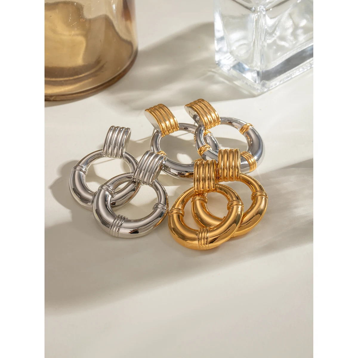 18K PVD belagt vintage metal tekstur cirkel rund hul rib øreringe rustfrit stål kvinder forebygger allergi Stilfulde smykker