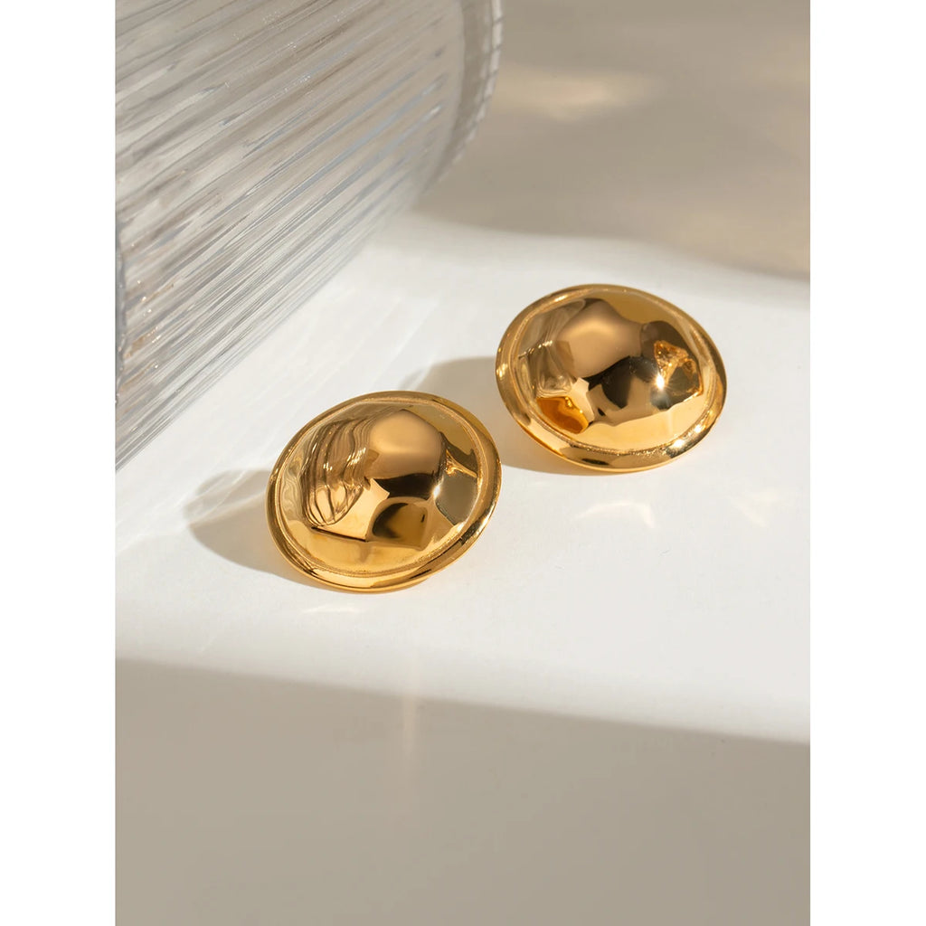 18K PVD minimalistisk rustfrit rustfrit stål runde konvekse øreringe med hammerslag Anti-allergiske kvinder vandtætte smykker