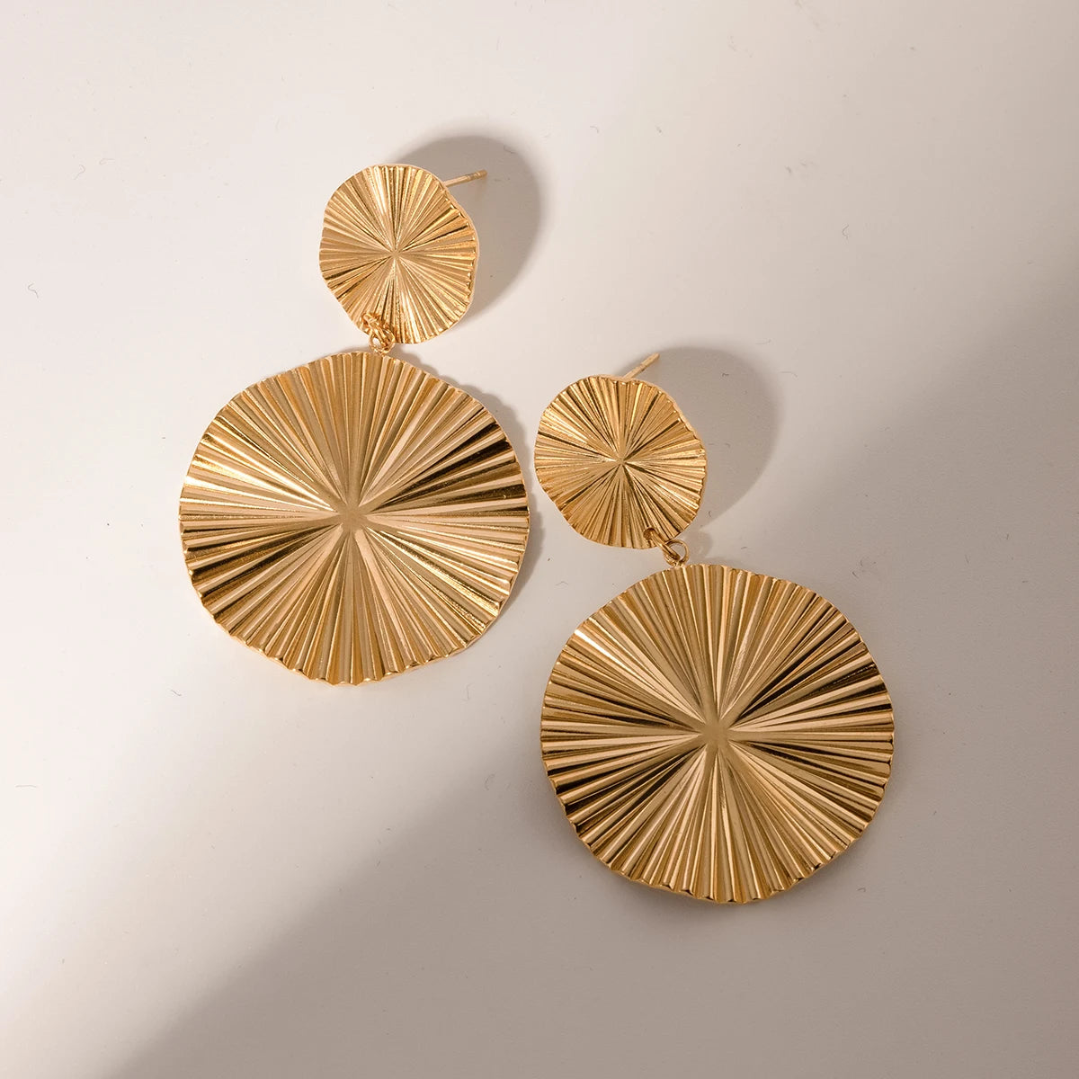 18K Gold Plated Plicated Stainless Steel Round Pendant Exaggerated Earrings for Women Ear Stud Exaggerated Ear Jewelry