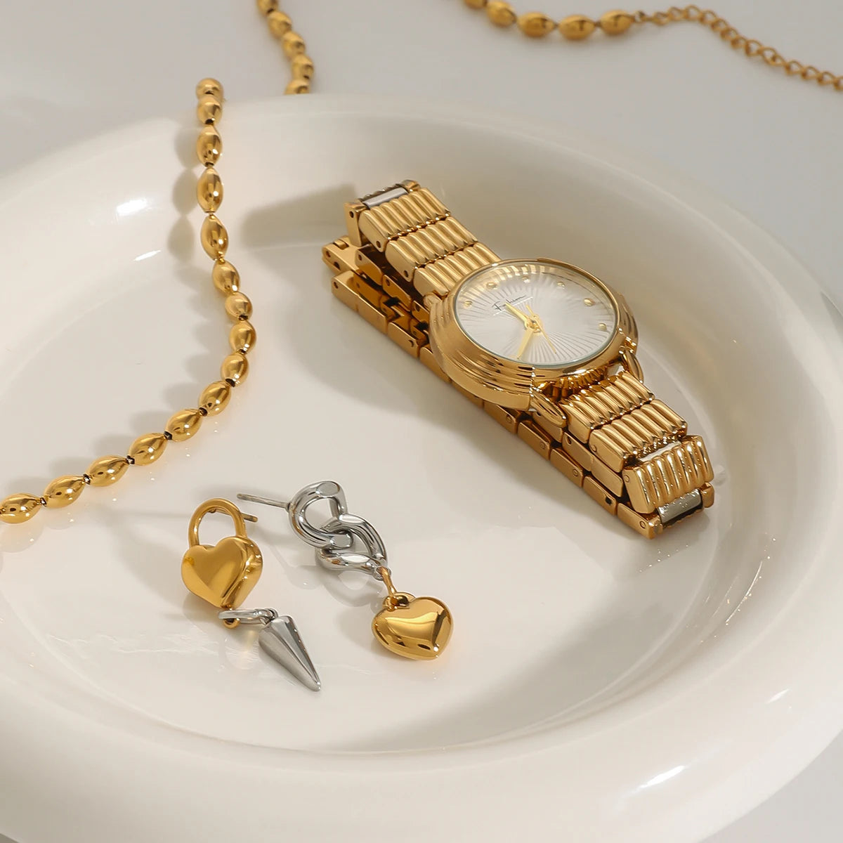 گوشواره‌های زنجیری مخروطی قفل قلب عشق از جنس استیل ضد زنگ با روکش طلای 18 عیار مینیمالیستی برای زنان، جلوگیری از حساسیت، جواهرات جذاب