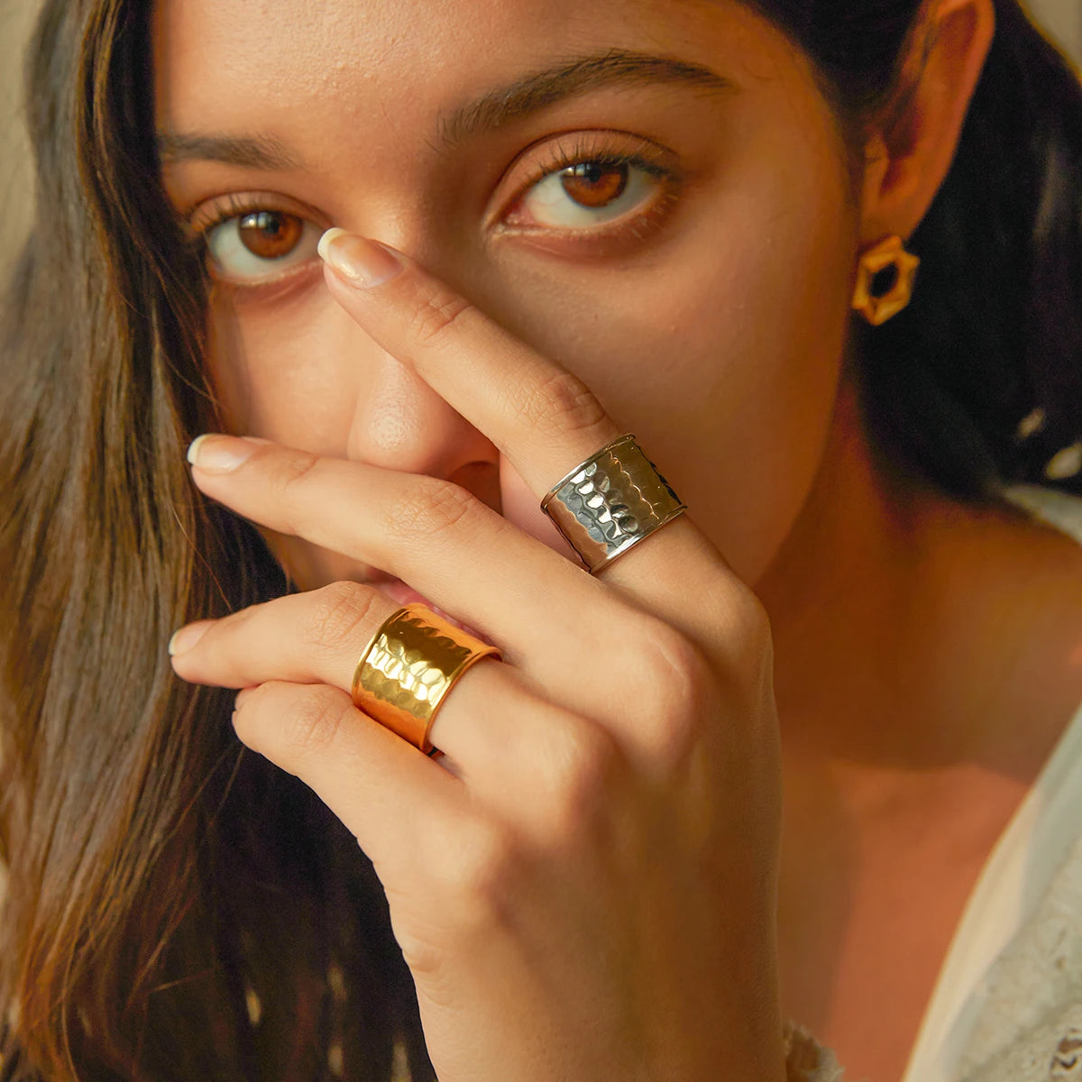 18K vergoldeter Edelstahl geometrischer breiter Ring mit Hammerschlagstruktur, offen, Unisex, für Männer und Frauen, wasserdichter Schmuck, Geschenk, Bijoux