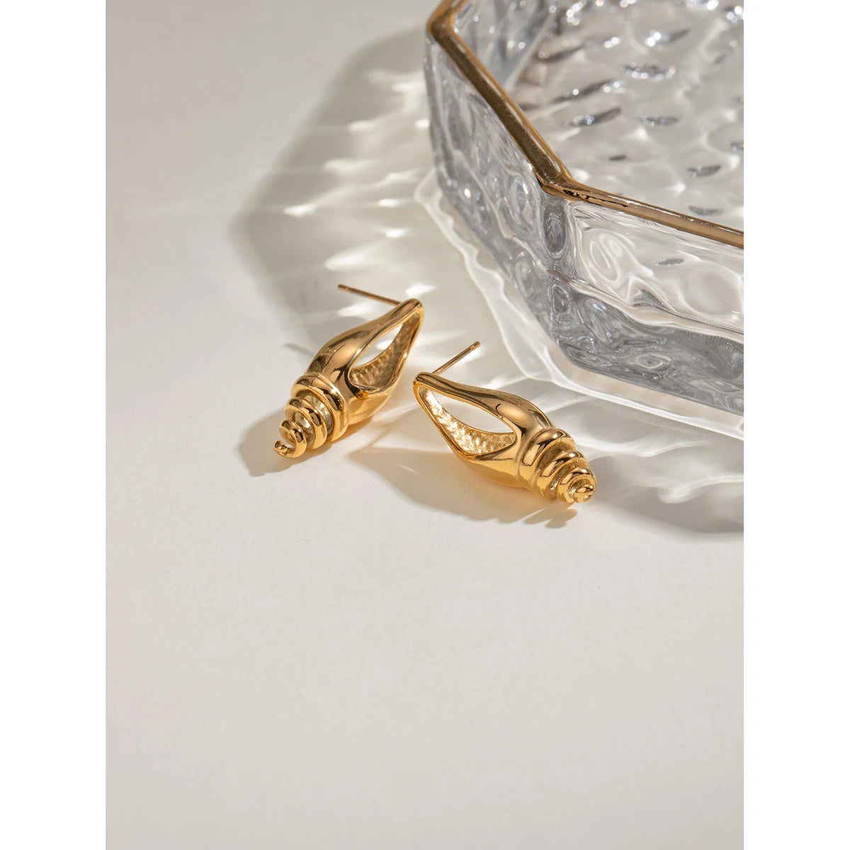 Roestvrijstalen eenvoudige kubieke lange uitsnede schelp oorbellen voorkomen allergie metaal 18K goud PVD gecoate sieraden bijoux cadeau