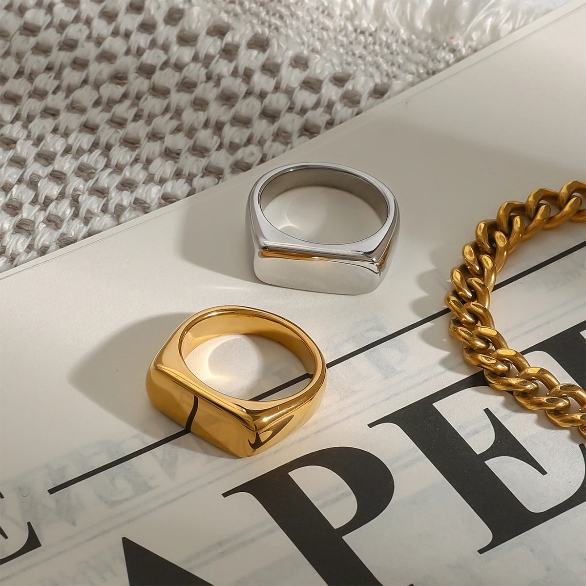 Geometric 18k Gold Plated Stainless Steel Simple Smooth Surface Size 7 Ring Women Trendy Charm Chic Jewelry Gala Gift