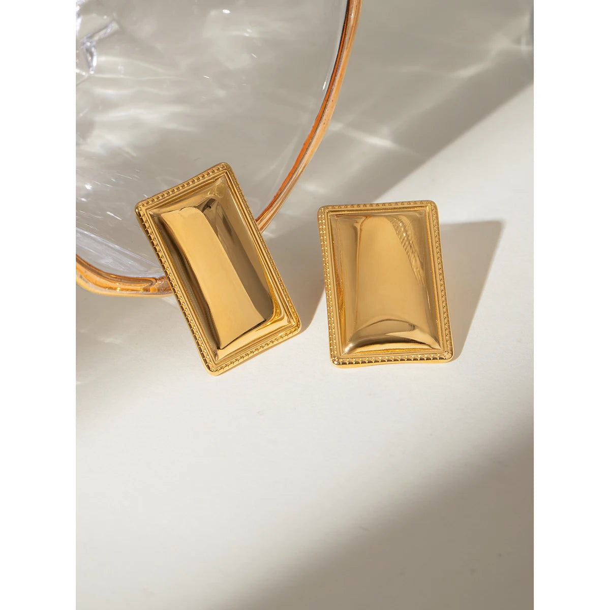 Minimalist 18K Beach Stainless Steel Square Glossy Stud Earrings Women Anti Allergic Waterproof Elegant Charm Daily Jewelry