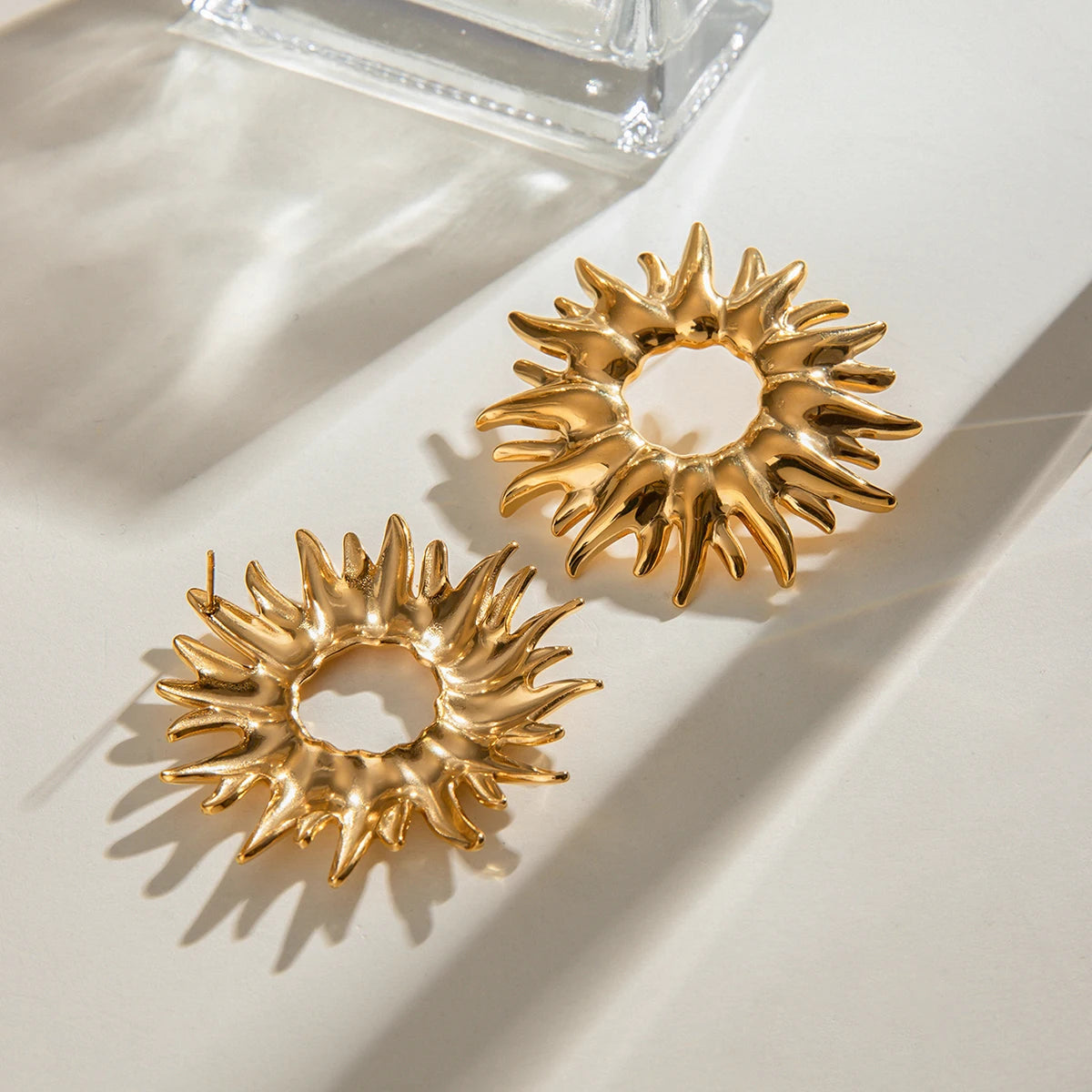 Lette luksus 18k forgyldte solsikke øreringe med hule blomster i rustfrit stål, kvinder, rustfri udsøgte smykker Bijoux
