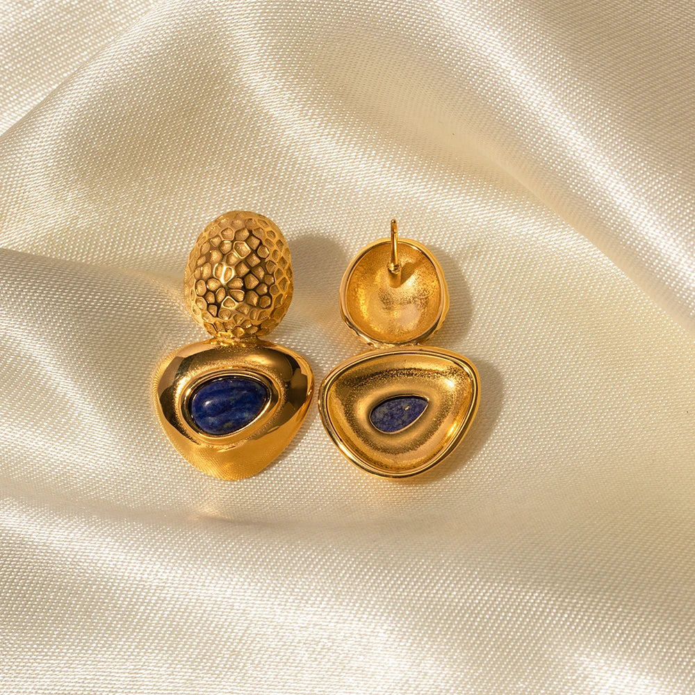 18k vergoldete Edelstahl-Ohrringe mit minimalistischem Dreieck-Design, eingelegt mit Lapislazuli, Femme Gala Chic stilvoller Schmuck