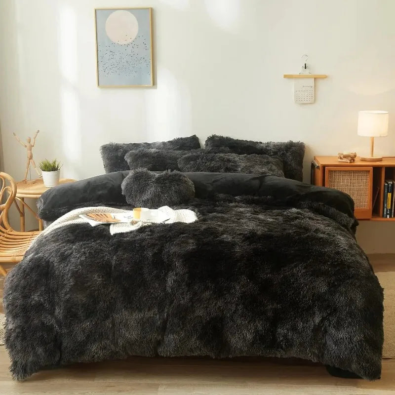Ultra Soft Black Faux Fur 3-Piece Queen Comforter Set – Plush Fluffy Bedding with Duvet Cover and 2 Pillowcases