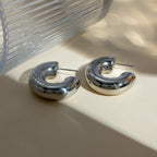 Minimalistischer geometrischer, pummeliger, hohler C-förmiger Ohrring aus Edelstahl, Statement-Metallstruktur, Charme-Schmuck für Frauen