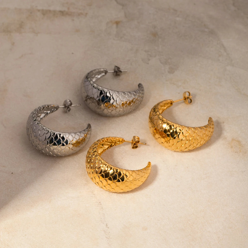 18k forgyldt rustfrit stål Lys Hyggeligt Unikt Design Fiskeskala C-formede Øreringe Rustfri Kvinder Bijoux Femme Gala Gave