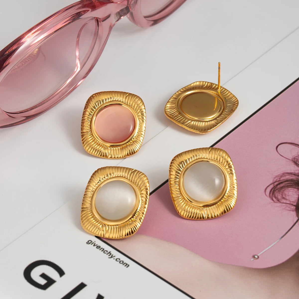 Kreative 18k vergoldete Edelstahl-Ohrstecker mit geripptem quadratischem Katzenaugenstein für Damen, personalisiert, rostfrei, stilvoller Schmuck