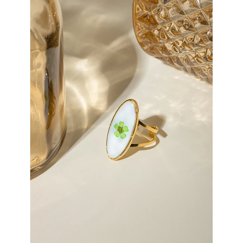 Stainless Steel 18k Gold Plated Vintage Oval Dried Green Preserved Flower Plum Ring Waterproof Fashion Charm Jewelry Party
