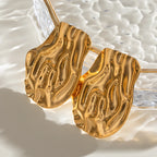 18K forgyldt rustfrit stål mode uregelmæssig hammer korn vand bølge øreringe kvinder romantisk charms metal daglige smykker