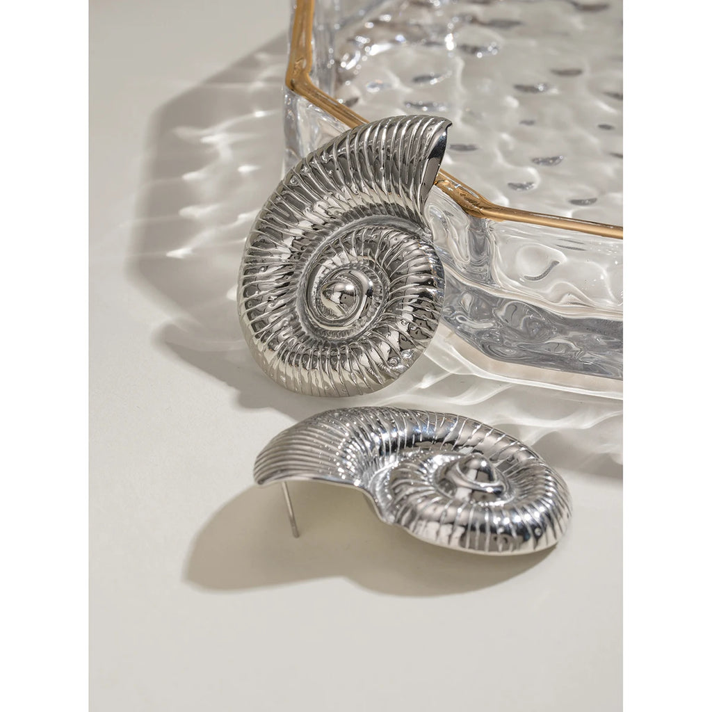 Stålfarve Rustfrit stål Chunky Conch Stud Øreringe Metal Tekstur Vandafvisende Hypoallergene Finpolerede smykker