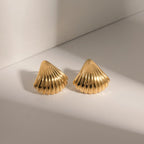 Edelstahl 18K vergoldete geometrische Muschelform leichte luxuriöse klobige Ohrstecker für Frauen wasserdichter Ohrschmuck Geschenk