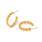 Udsøgte vandtætte 18K forgyldte Simple Trendy Seriel Love Heart C-formede øreringe Elegant Statement Metal Texture smykker