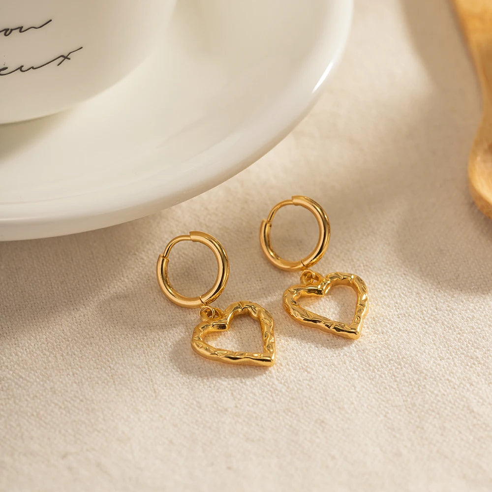 Hul design rustfrit stål hjerte drop øreringe til kvinder kreativ kærlighed vandtæt smykker ferie gave