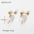 Pendiente colgante impermeable de acero inoxidable ligero y acogedor con charms de perla de imitación chapado en oro real 18K PVD joyería de moda para mujer