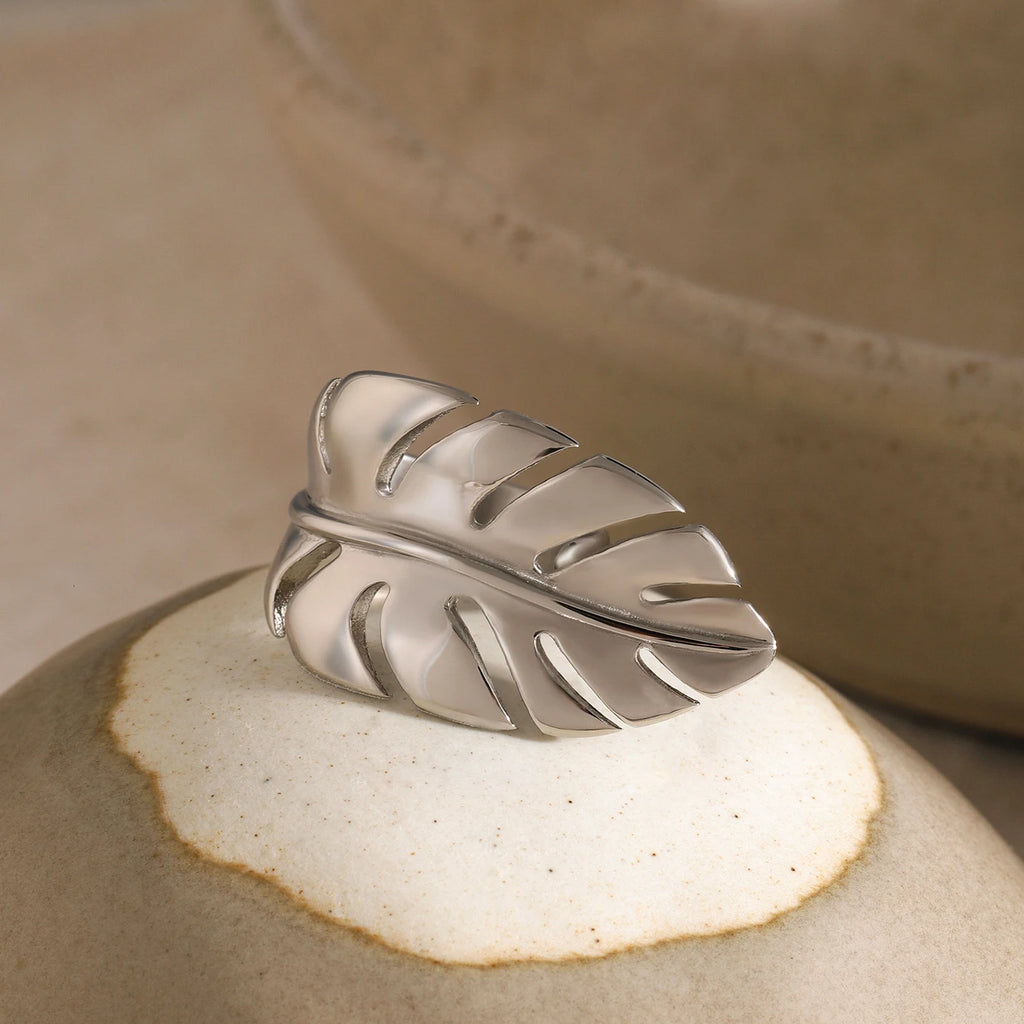 Stylish 18K PVD Plated Stainless Steel Smooth Leaf Feather Open Ring Metal Rust Proof High Quality Statement Jewelry Bijoux